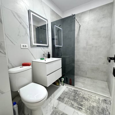 Rent of a freshly renovated apartment, 42 m², Chiajna, Sector 6, Bucharest, Romania